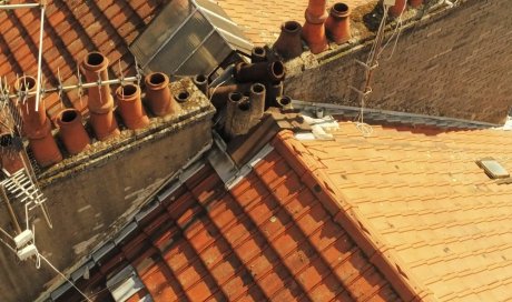 Analyse de toiture: dégâts sur cheminée